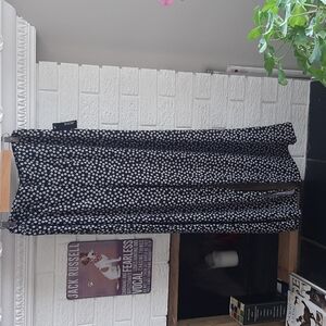 NWT Women's Ardene Wide Leg Flowy Flower Printed Trousers Size M